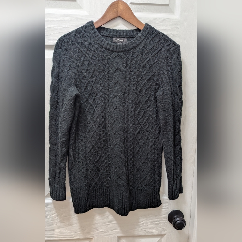 Black Cable Knit Crew Neck Sweater